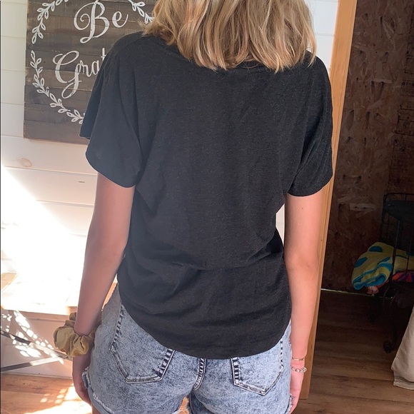 Earthbound Trading tee - Picture 2 of 3